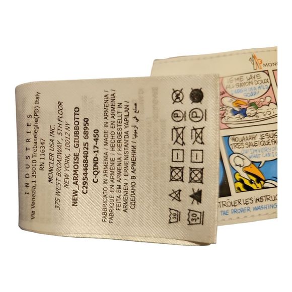 SOLD!! MONCLER Girl's Black Puffer Jacket - Size 5 - Picture 10 of 12